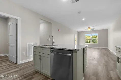 2272 Dolphin Shores Drive SW Supply NC 28462