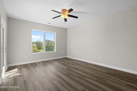 2272 Dolphin Shores Drive SW Supply NC 28462