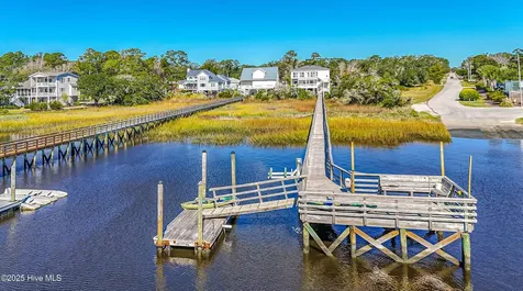 726 Waterway Drive SW Sunset Beach NC 28468