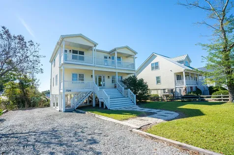 726 Waterway Drive SW Sunset Beach NC 28468