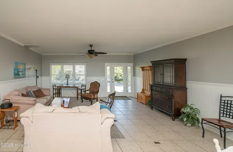 726 Waterway Drive SW Sunset Beach NC 28468