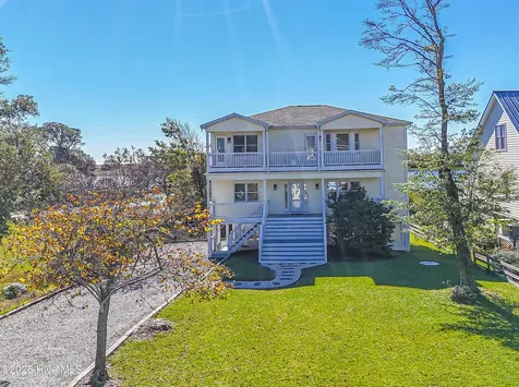726 Waterway Drive SW Sunset Beach NC 28468