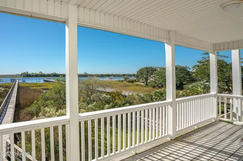 726 Waterway Drive SW Sunset Beach NC 28468
