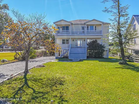 726 Waterway Drive SW Sunset Beach NC 28468
