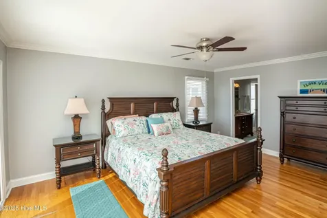 726 Waterway Drive SW Sunset Beach NC 28468