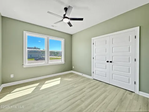 2111 Staysail Drive Elizabeth City NC 27909