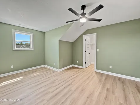 2111 Staysail Drive Elizabeth City NC 27909
