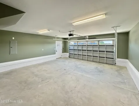2111 Staysail Drive Elizabeth City NC 27909