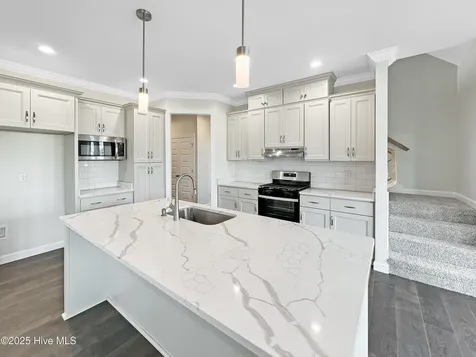 1006 Staysail Street Elizabeth City NC 27909