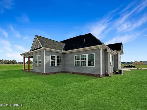 1006 Staysail Street Elizabeth City NC 27909