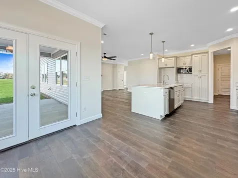 1006 Staysail Street Elizabeth City NC 27909