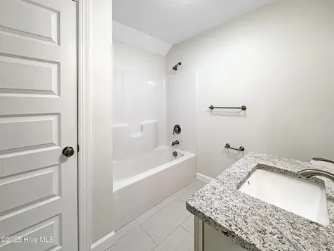 1006 Staysail Street Elizabeth City NC 27909