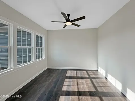 1006 Staysail Street Elizabeth City NC 27909