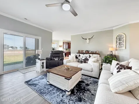 108 Staysail Drive Elizabeth City NC 27909