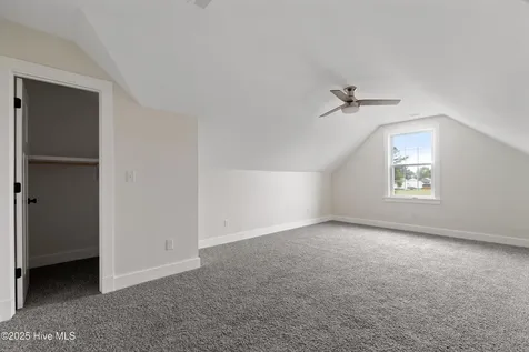 3111 Staysail Drive Elizabeth City NC 27909