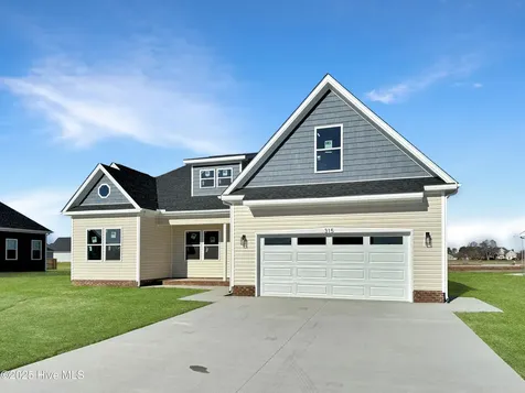 1061 Staysail Drive Elizabeth City NC 27909
