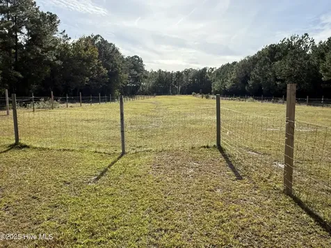 Hubert NC 28539