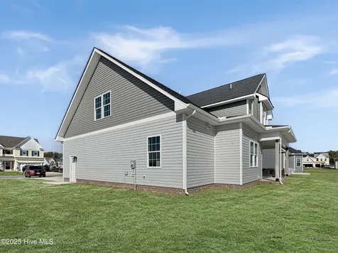 333 Staysail Drive Elizabeth City NC 27909