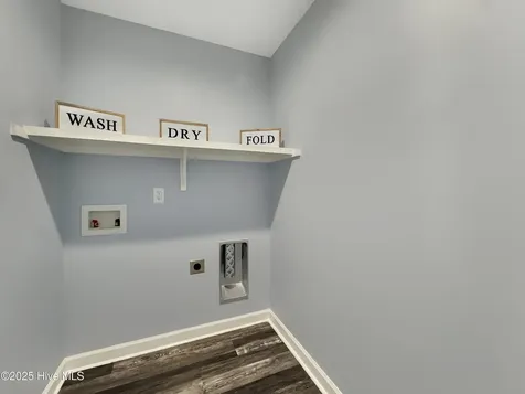 333 Staysail Drive Elizabeth City NC 27909