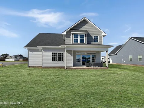 333 Staysail Drive Elizabeth City NC 27909