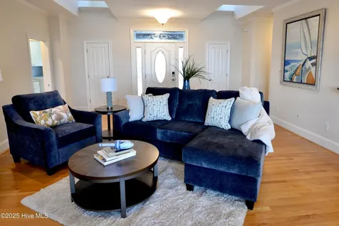 385 Peninsula Drive Oriental NC 28571