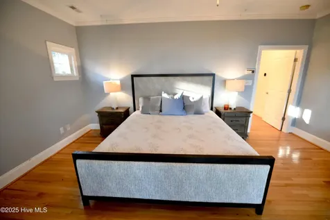 385 Peninsula Drive Oriental NC 28571