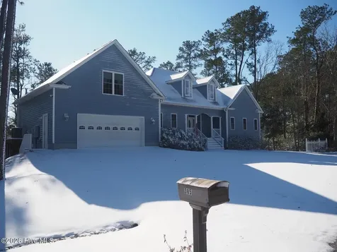 385 Peninsula Drive Oriental NC 28571
