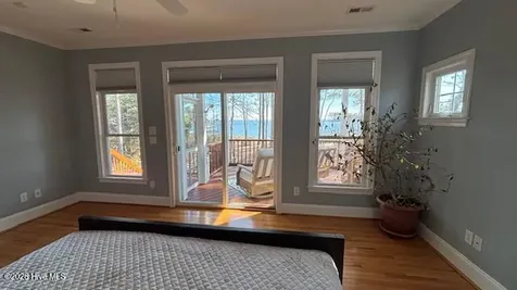 385 Peninsula Drive Oriental NC 28571
