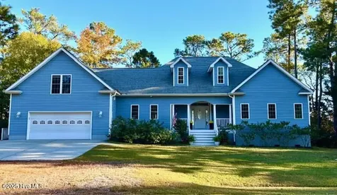 385 Peninsula Drive Oriental NC 28571