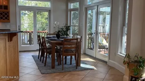 385 Peninsula Drive Oriental NC 28571
