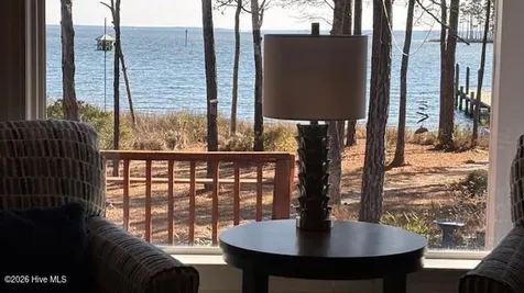 385 Peninsula Drive Oriental NC 28571