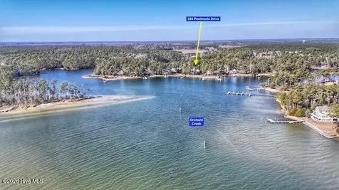 385 Peninsula Drive Oriental NC 28571