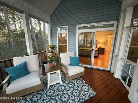385 Peninsula Drive Oriental NC 28571