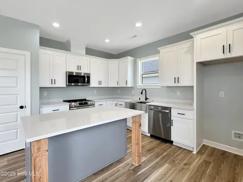 7617 Staysail Drive Elizabeth City NC 27909