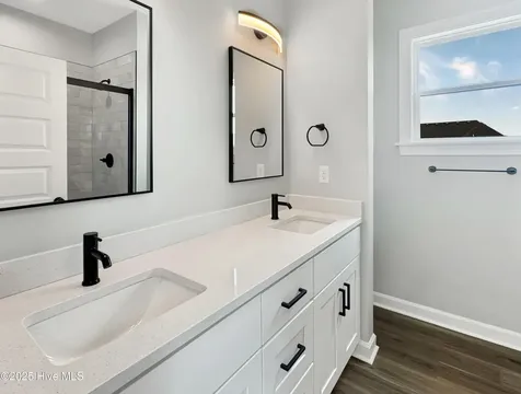 7617 Staysail Drive Elizabeth City NC 27909