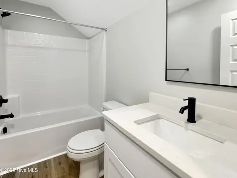 7617 Staysail Drive Elizabeth City NC 27909