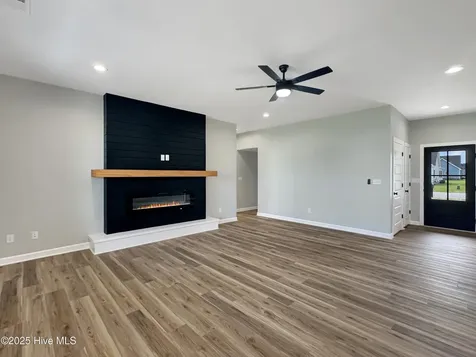 7617 Staysail Drive Elizabeth City NC 27909