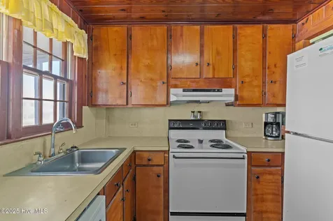 2011 W Beach Drive Oak Island NC 28465
