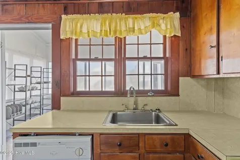 2011 W Beach Drive Oak Island NC 28465