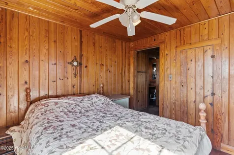 2011 W Beach Drive Oak Island NC 28465