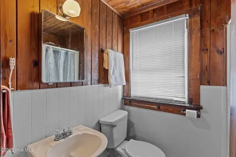 2011 W Beach Drive Oak Island NC 28465