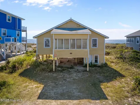 2011 W Beach Drive Oak Island NC 28465