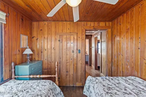 2011 W Beach Drive Oak Island NC 28465