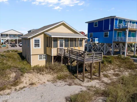 2011 W Beach Drive Oak Island NC 28465