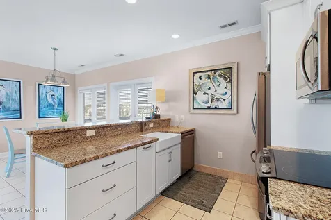 104 S 3rd Street Morehead City NC 28557