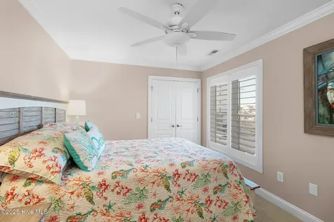 104 S 3rd Street Morehead City NC 28557