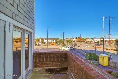 104 S 3rd Street Morehead City NC 28557