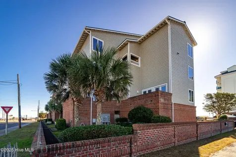 104 S 3rd Street Morehead City NC 28557