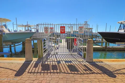 104 S 3rd Street Morehead City NC 28557