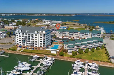 104 S 3rd Street Morehead City NC 28557